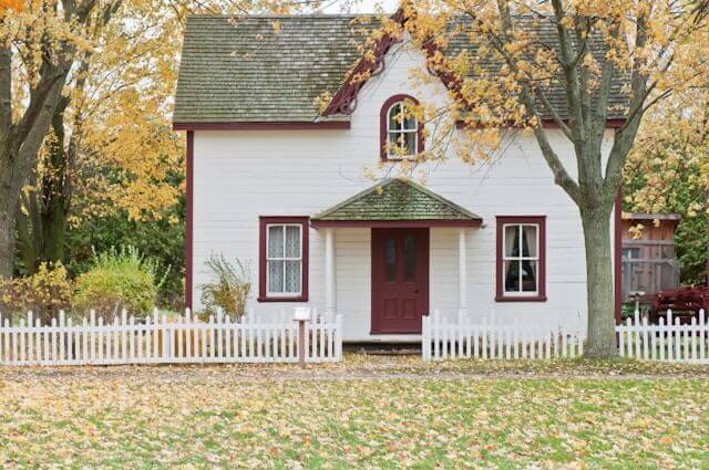 Is It Better to Buy or Rent in the U.S.? A Data-Driven Analysis